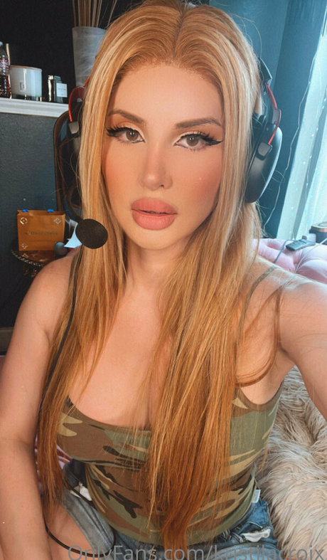 Foto di nudo di fuga di OnlyFans di Kristilacroix