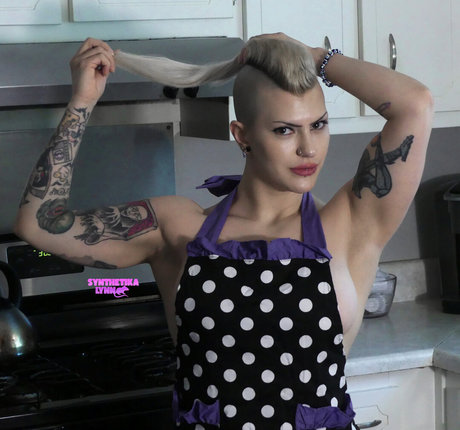 Synthetika Lynn