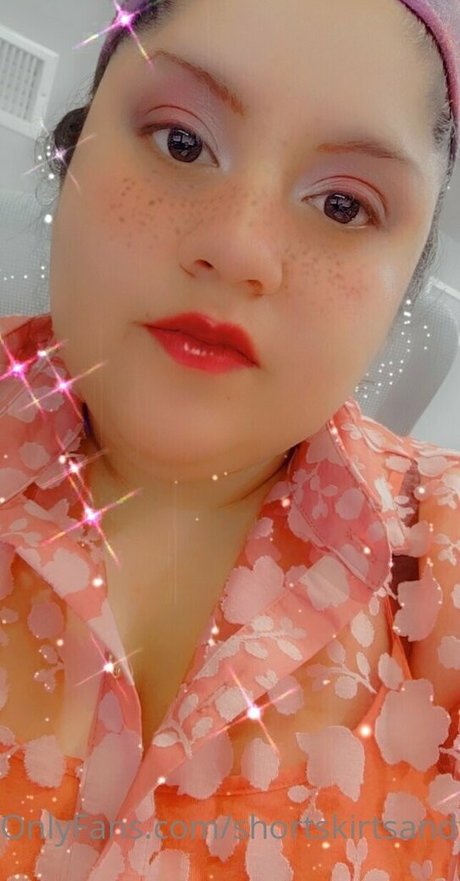 Shortskirtsandflirts