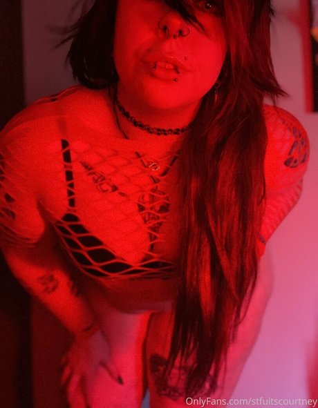 Stfuitscourtney