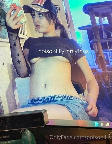Poisonlilly