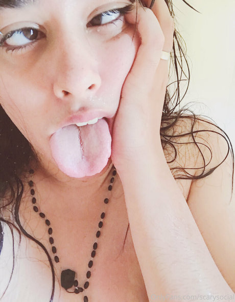 Foto di nudo di fuga di OnlyFans di Morerealsimmisimz