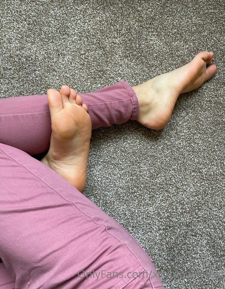 Xoxolovelyfeet