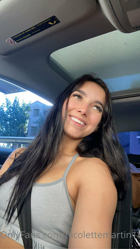 Nicolettemartin18
