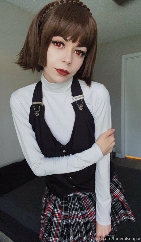 Foto di nudo di fuga di OnlyFans di Funeralsenpai