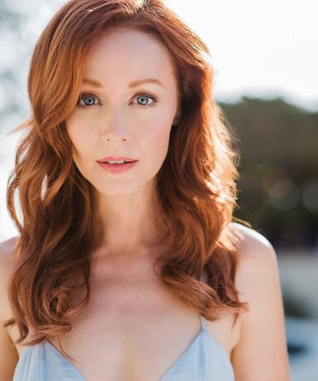 Lindy Booth