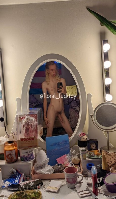 Floralfucktoy