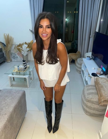 Foto di nudo di fuga di OnlyFans di Chelsea Scott