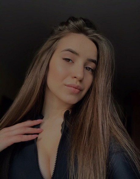 Foto di nudo di fuga di OnlyFans di Libiazar