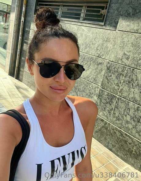 Julianainsanelyh0rny