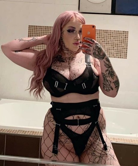 Foto di nudo di fuga di OnlyFans di Headcasechase