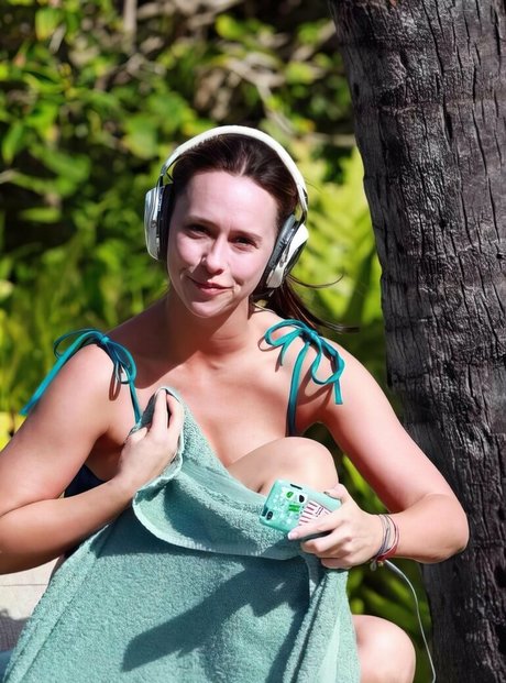 Jennifer Love Hewitt