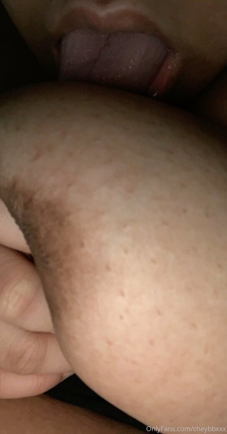 Cheybbxxx
