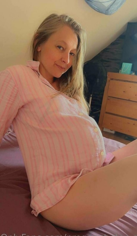 Pregnantstepsister