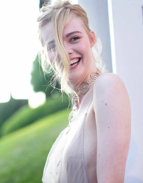 Elle Fanning