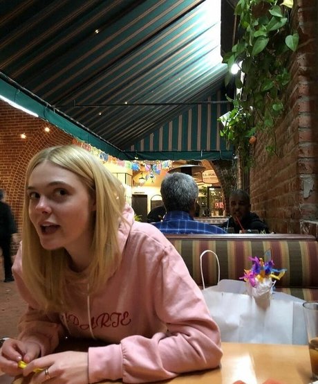 Elle Fanning