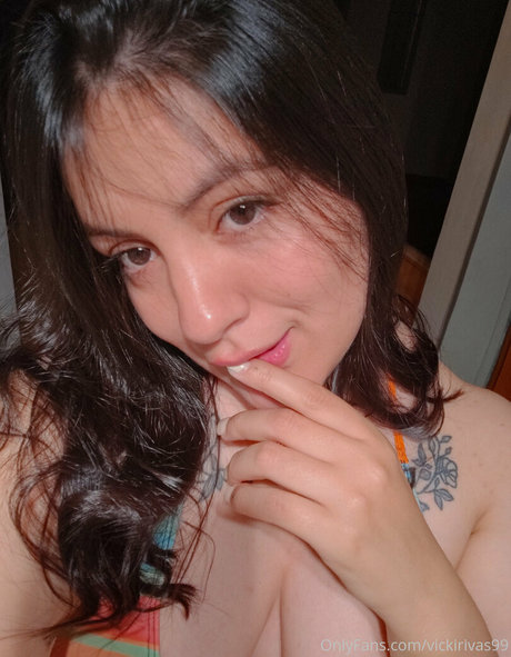 Vickirivas99