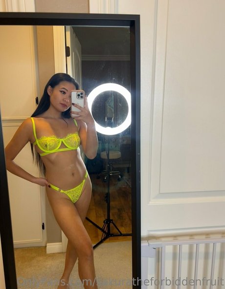 Sakuratheforbiddenfruit