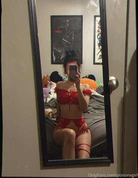 Poisonxgirl