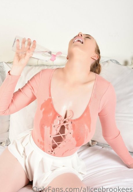 Aliceebrookees