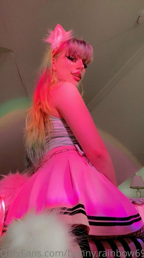 Bunnyrainbow69
