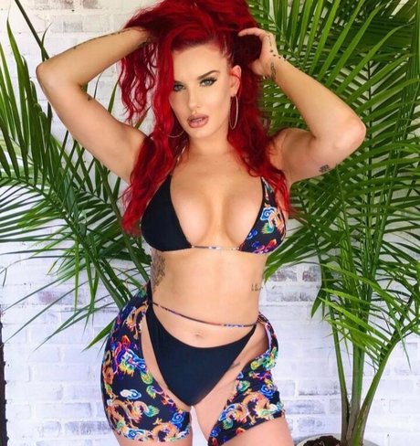 Justina Valentine
