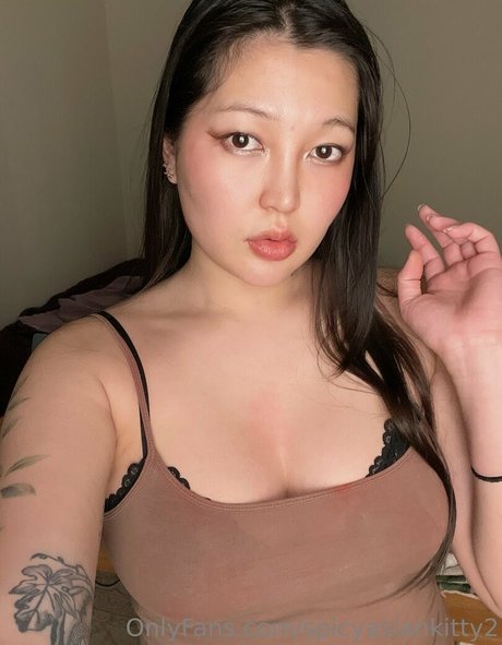 Spicyasiankitty2