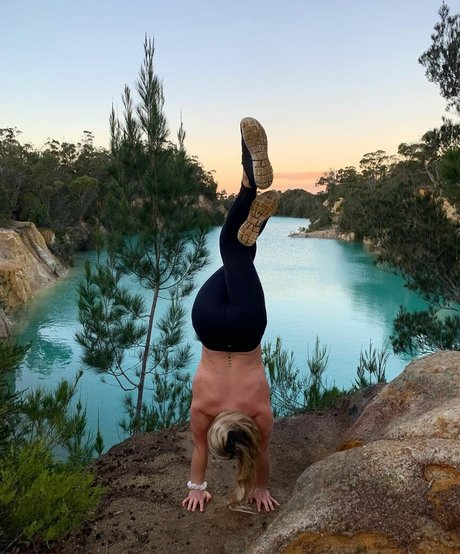 Racharmstrong Aussie