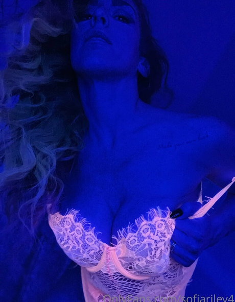 Sofiariley4