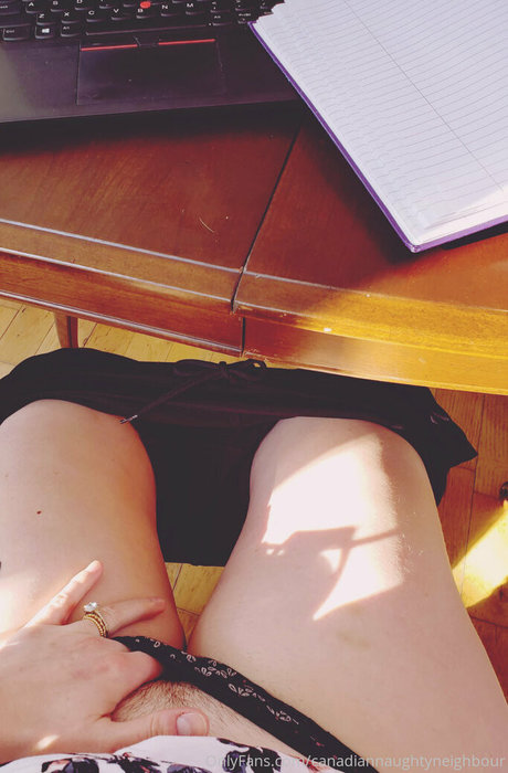 Canadiannaughtyneighbour