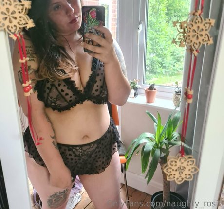 Naughtyrosie