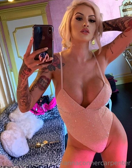 Riannaconnercarpenter