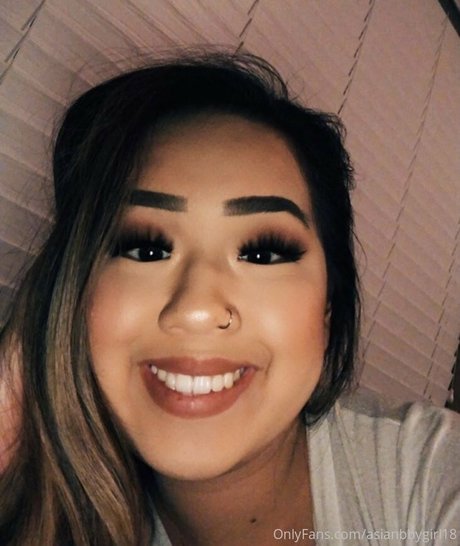 Asianbbygirl18