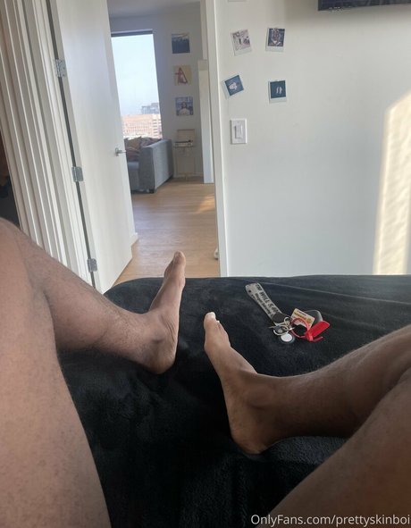 Foto di nudo di fuga di OnlyFans di Prettyskinboi