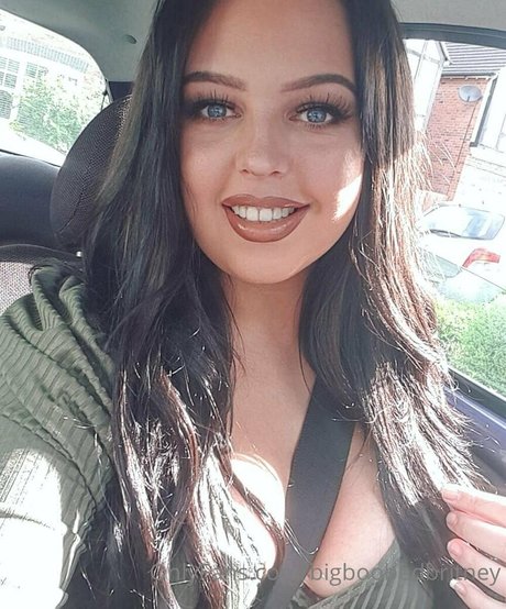 Bigboobedbritneyfree