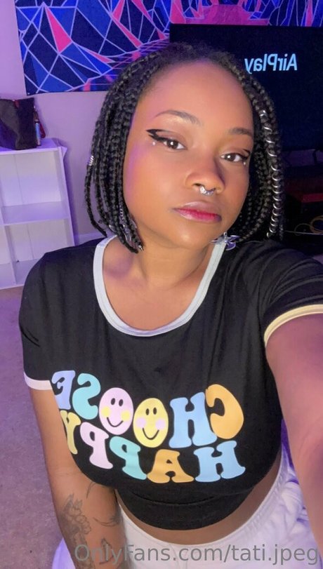 Foto di nudo di fuga di OnlyFans di Tatijpeg