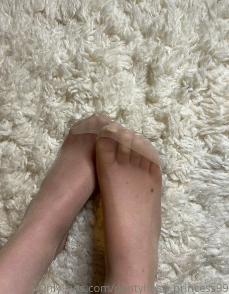 Pantyhoseprincess99