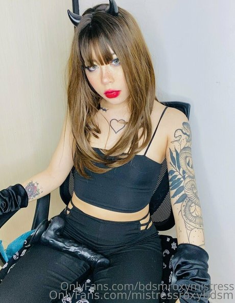 Mistressroxybdsm