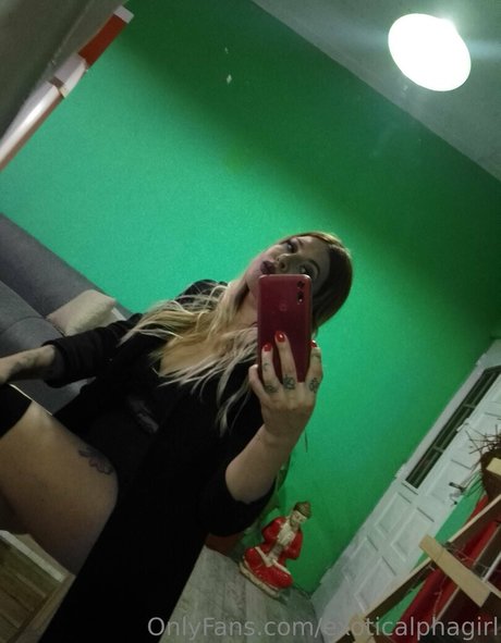 Exoticalphagirl