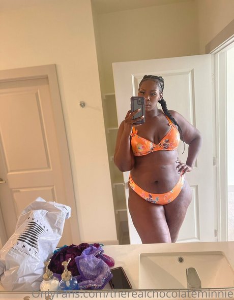 Therealchocolateminnie