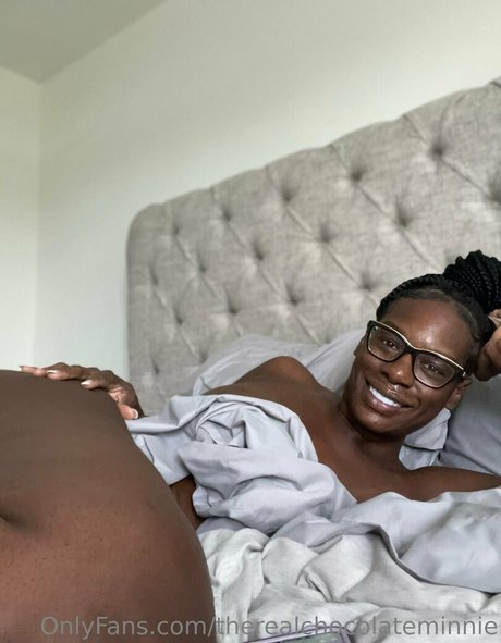 Therealchocolateminnie