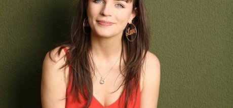 Aisling Bea