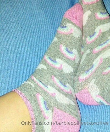 Barbiedollfeetxoxofree