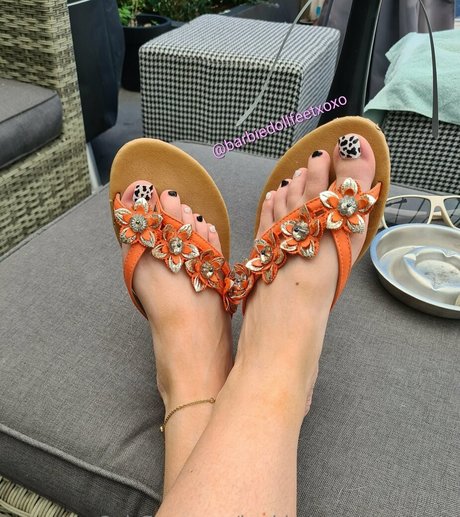 Barbiedollfeetxoxofree