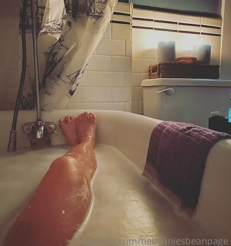 Realprincesstiabeanie