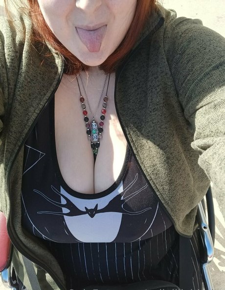 Foto di nudo di fuga di OnlyFans di Callalillybigtits