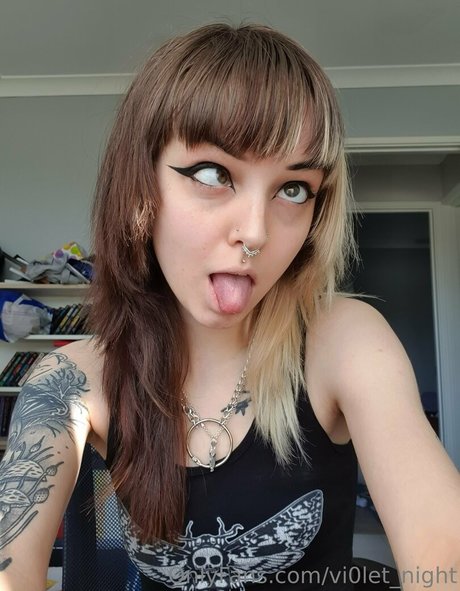 Vi0letnight
