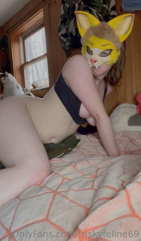 Friskyfeline69
