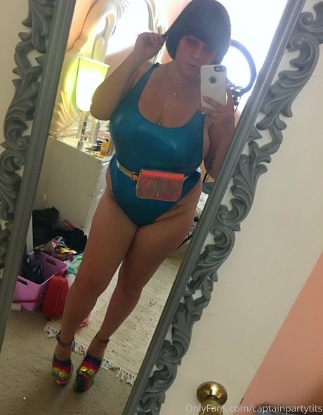 Captainpartytits