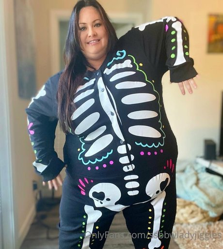 Ssbbwladyjiggles